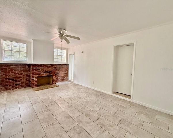 1302 E NEW ORLEANS AVENUE, Tampa, FL 33603