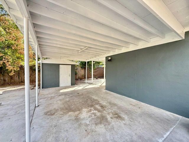 1302 E NEW ORLEANS AVENUE, Tampa, FL 33603