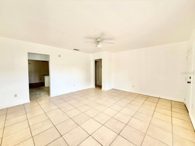 1302 E NEW ORLEANS AVENUE, Tampa, FL 33603