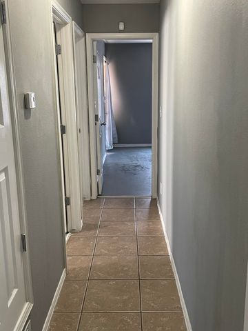 5724 SALUKI Drive B, El Paso, TX 79924