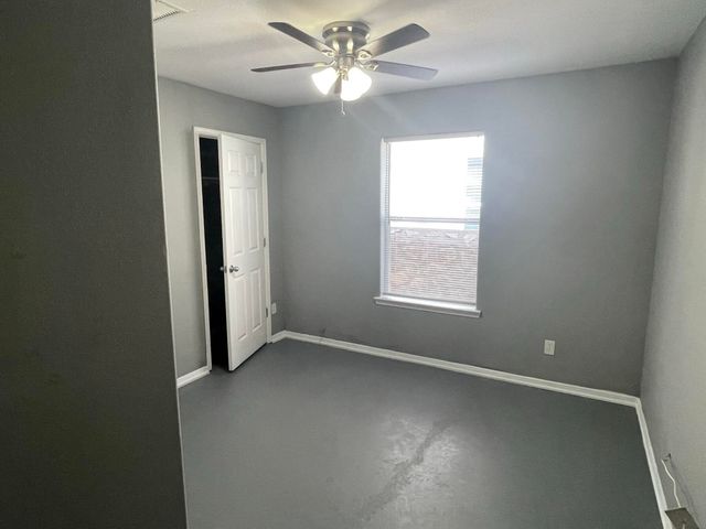 5724 SALUKI Drive B, El Paso, TX 79924