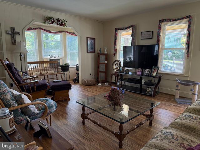 108 BROOKLYN AVE, Laurel, DE 19956
