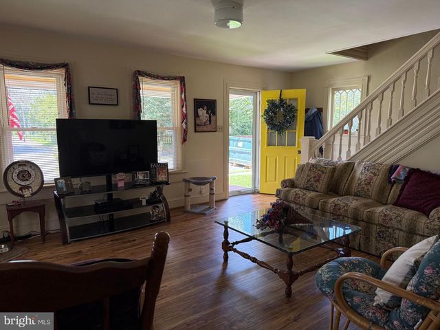 108 BROOKLYN AVE, Laurel, DE 19956