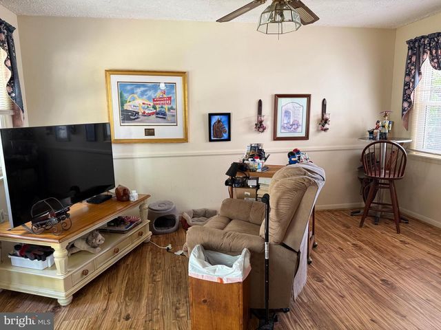 108 BROOKLYN AVE, Laurel, DE 19956