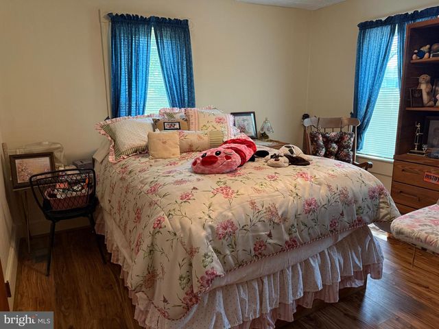 108 BROOKLYN AVE, Laurel, DE 19956