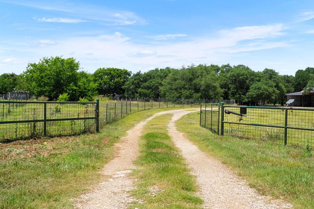 4240 Texas 236 Highway, Moody, TX 76557