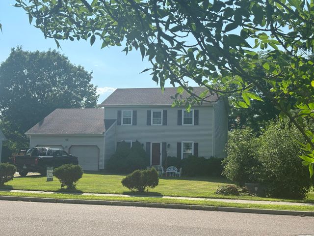 250 Isham Circle, Williston, VT 05495