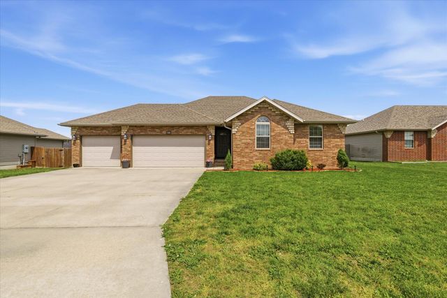 1126 S Rome Avenue, Republic, MO 65738