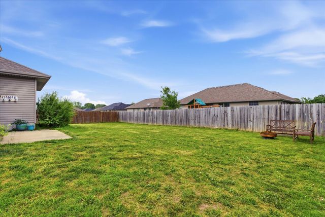 1126 S Rome Avenue, Republic, MO 65738