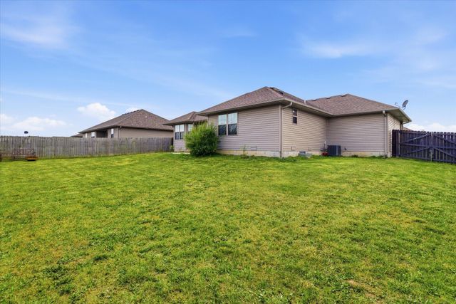 1126 S Rome Avenue, Republic, MO 65738