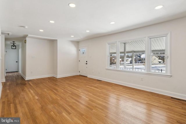 14813 BERRY RD, Accokeek, MD 20607