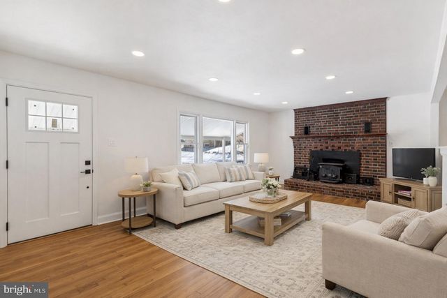 14813 BERRY RD, Accokeek, MD 20607