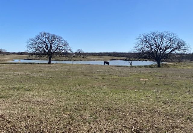 104 Long View Drive, Mineral Wells, TX 76067
