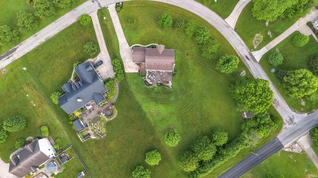 8275 S Stone Ridge Road, Bloomington, IN 47401