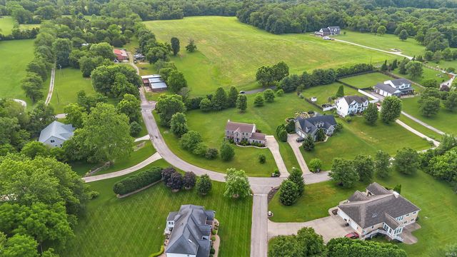 8275 S Stone Ridge Road, Bloomington, IN 47401