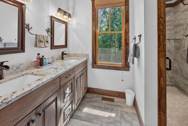 104 Hideaway Overlook, Copperhill, TN 37317