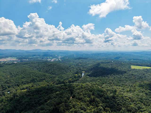 104 Hideaway Overlook, Copperhill, TN 37317