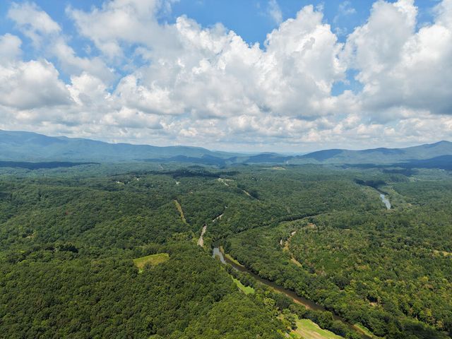 104 Hideaway Overlook, Copperhill, TN 37317