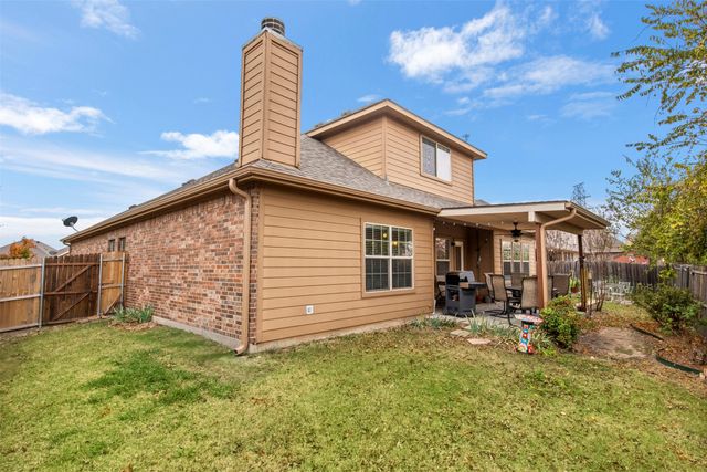 107 Holly Street, Waxahachie, TX 75165