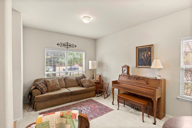 107 Holly Street, Waxahachie, TX 75165