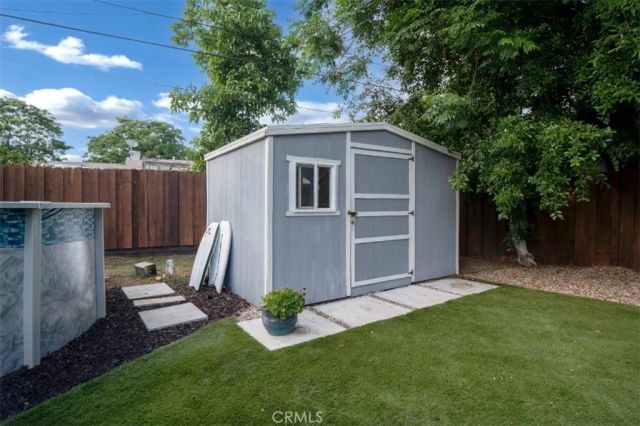 7743 Wynne Avenue, Reseda, CA 91335