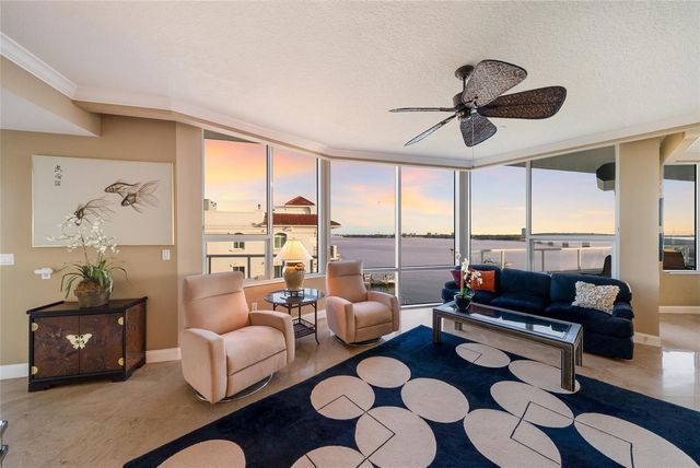 136 GOLDEN GATE POINT 602, Sarasota, FL 34236