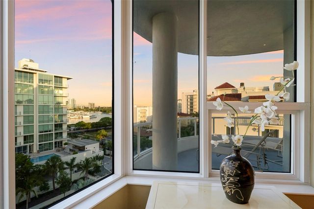 136 GOLDEN GATE POINT 602, Sarasota, FL 34236