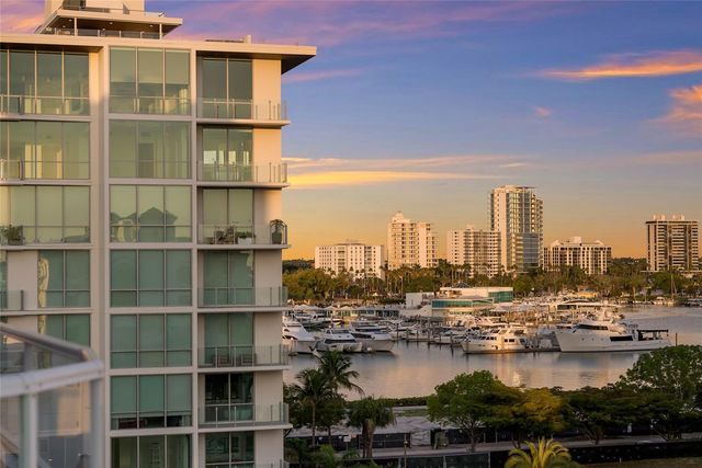 136 GOLDEN GATE POINT 602, Sarasota, FL 34236