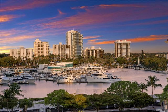 136 GOLDEN GATE POINT 602, Sarasota, FL 34236