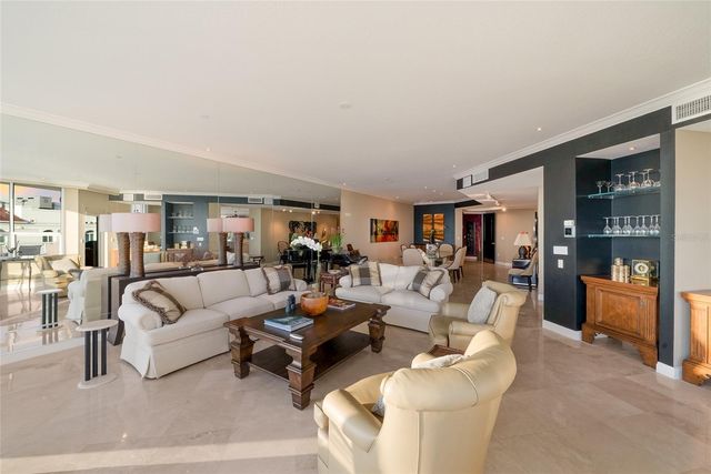 136 GOLDEN GATE POINT 602, Sarasota, FL 34236