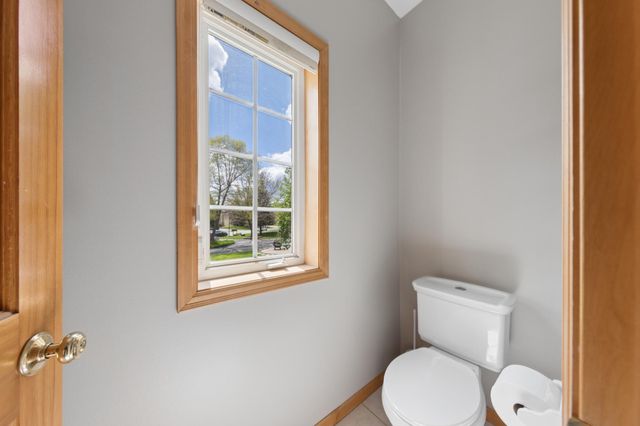 8126 Pristine Pine Trail, Eden Prairie, MN 55347