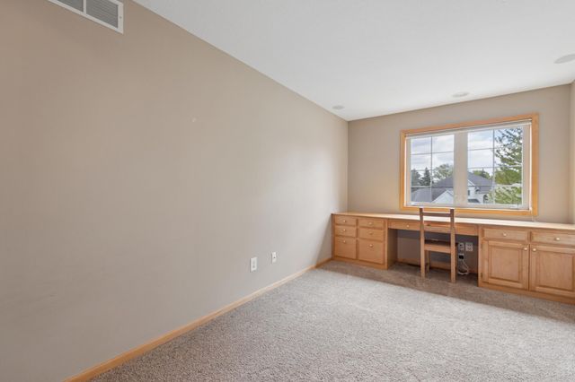 8126 Pristine Pine Trail, Eden Prairie, MN 55347