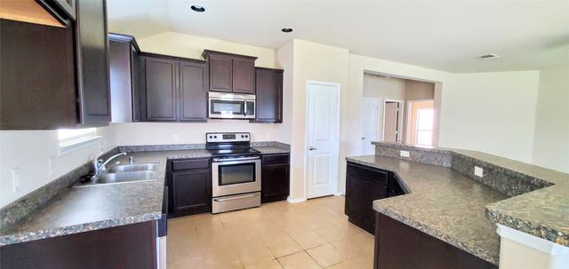 925 Westfield Drive, Anna, TX 75409