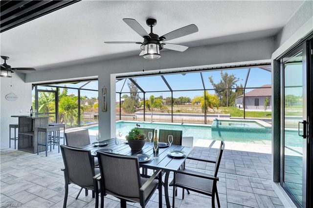1733 SW 29th TER, Cape Coral, FL 33914