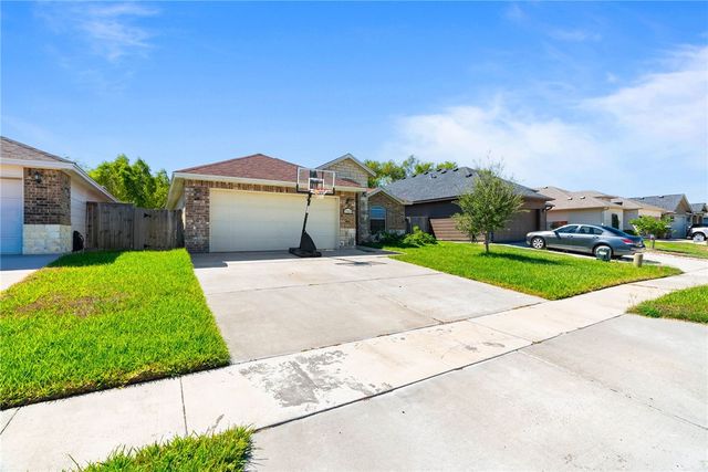 7329 Clapton Dr, Corpus Christi, TX 78414