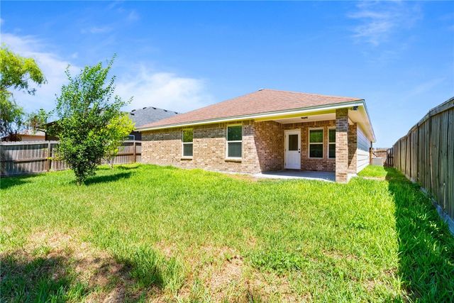 7329 Clapton Dr, Corpus Christi, TX 78414