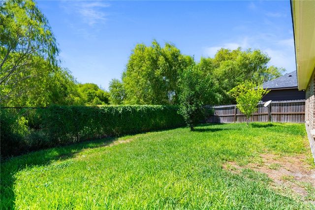 7329 Clapton Dr, Corpus Christi, TX 78414