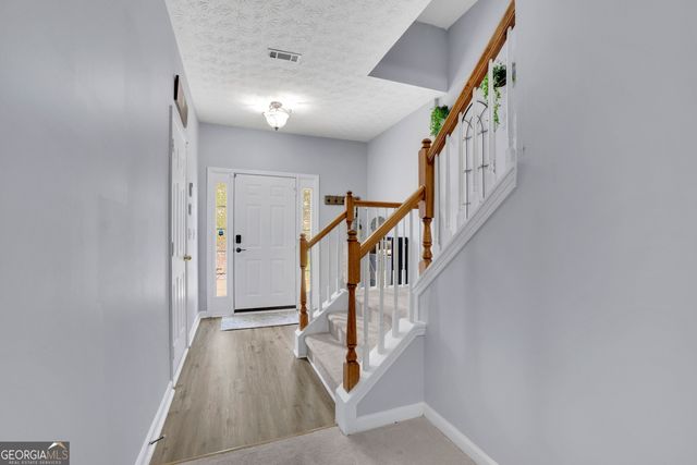 541 Lantern Wood Drive, Scottdale, GA 30079