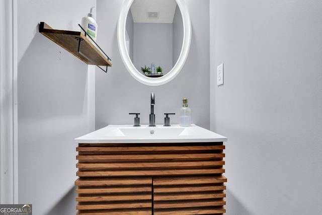 541 Lantern Wood Drive, Scottdale, GA 30079