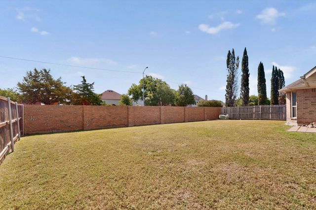 5720 Colorado Court, Haltom City, TX 76137
