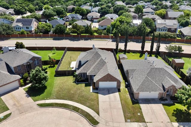5720 Colorado Court, Haltom City, TX 76137