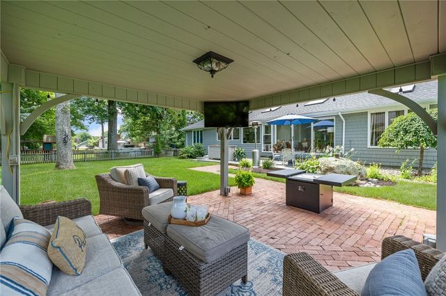 210 Wildflower Drive, Cranston, RI 02921