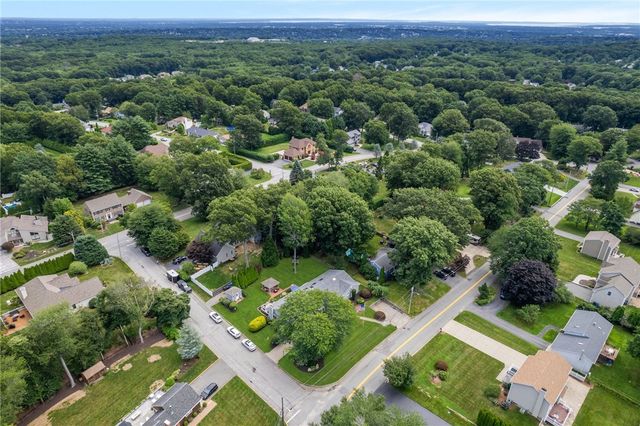 210 Wildflower Drive, Cranston, RI 02921