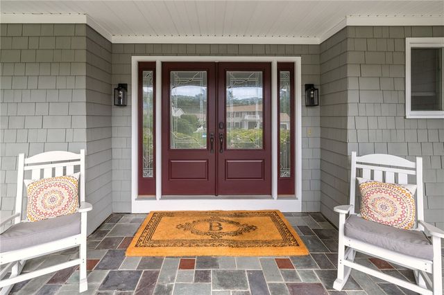 210 Wildflower Drive, Cranston, RI 02921