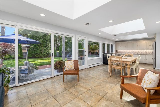 210 Wildflower Drive, Cranston, RI 02921