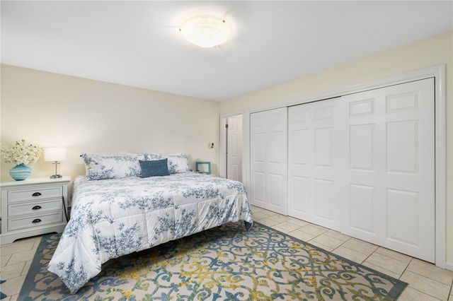 210 Wildflower Drive, Cranston, RI 02921