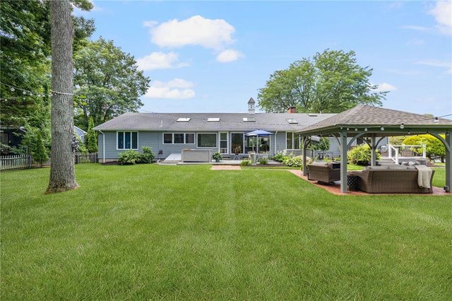 210 Wildflower Drive, Cranston, RI 02921