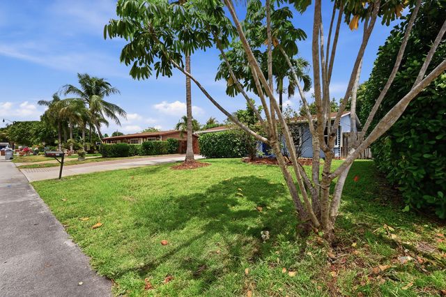 941 NE 23rd Court, Pompano Beach, FL 33064