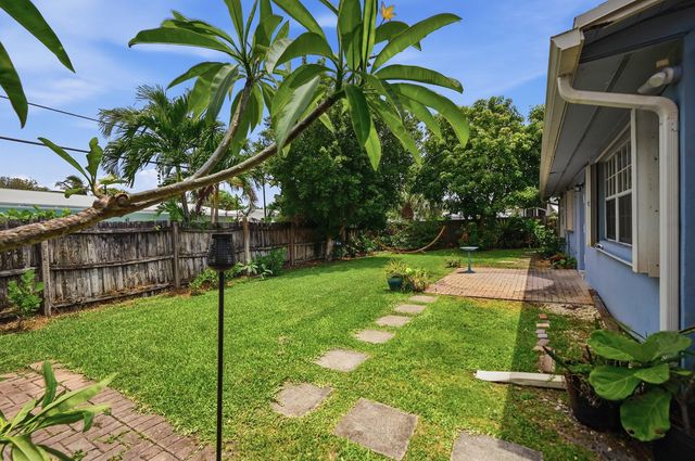 941 NE 23rd Court, Pompano Beach, FL 33064