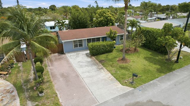 941 NE 23rd Court, Pompano Beach, FL 33064